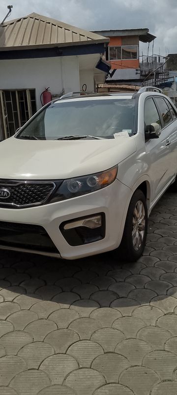 Thumbnail 3 of 2012 Kia Sorento SX